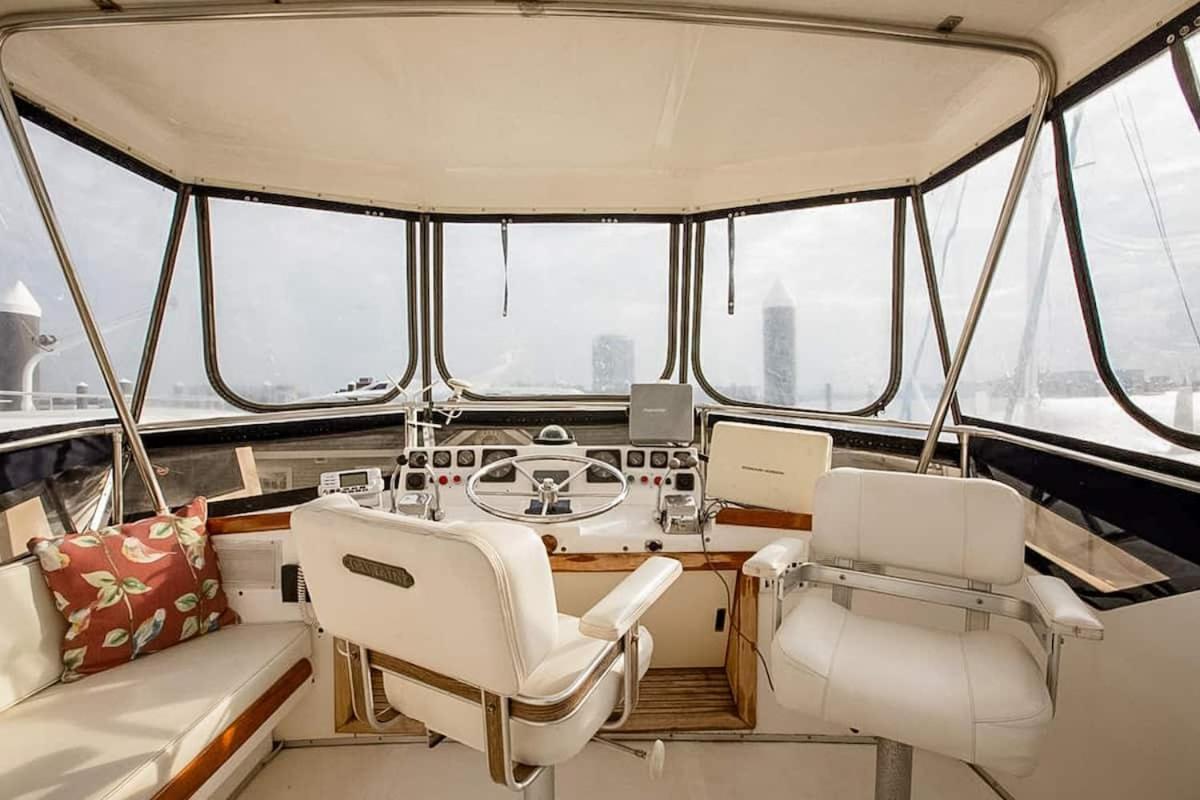 2Br Spacious & Comfy 43' Yacht - Heat & Ac - On The Freedom Trail - Best Nights Sleep Boston Exterior photo